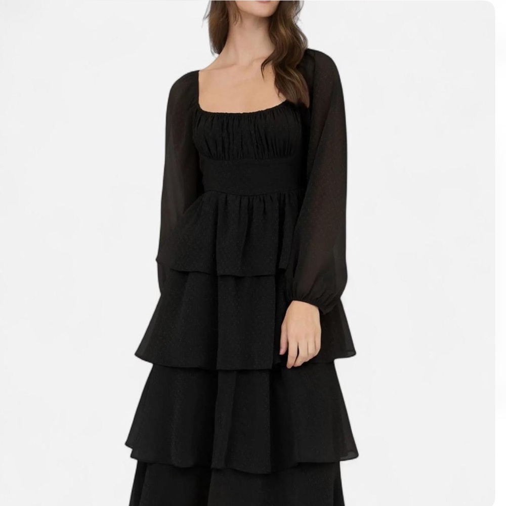 Nordstrom Black Tiered Long-Sleeve Square Neck Dress